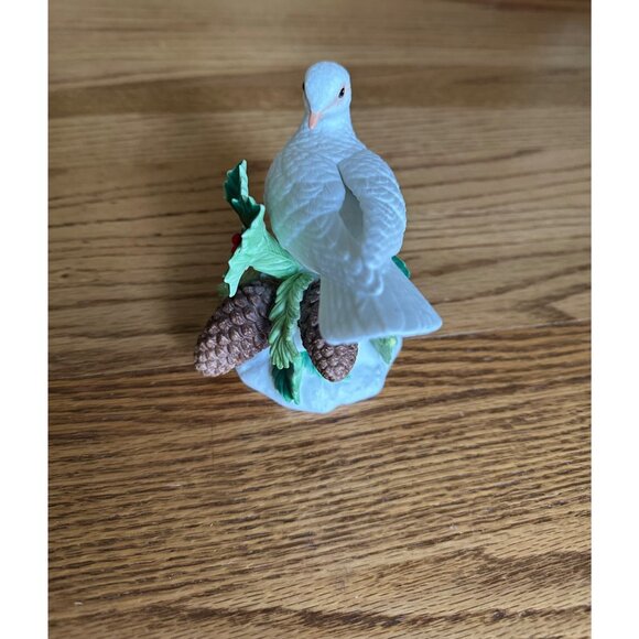 Lenox 2004 Christmas Dove LIMITED EDITION from Christmas Bird Collection - Picture 8 of 11